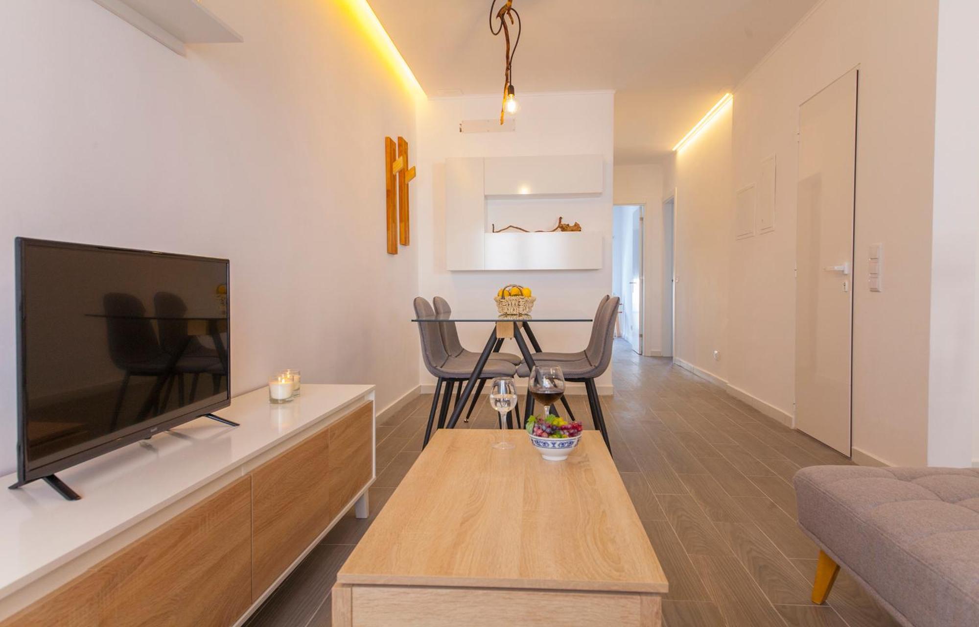 B38 - Tamar & Patio Apartment Lagos Bagian luar foto
